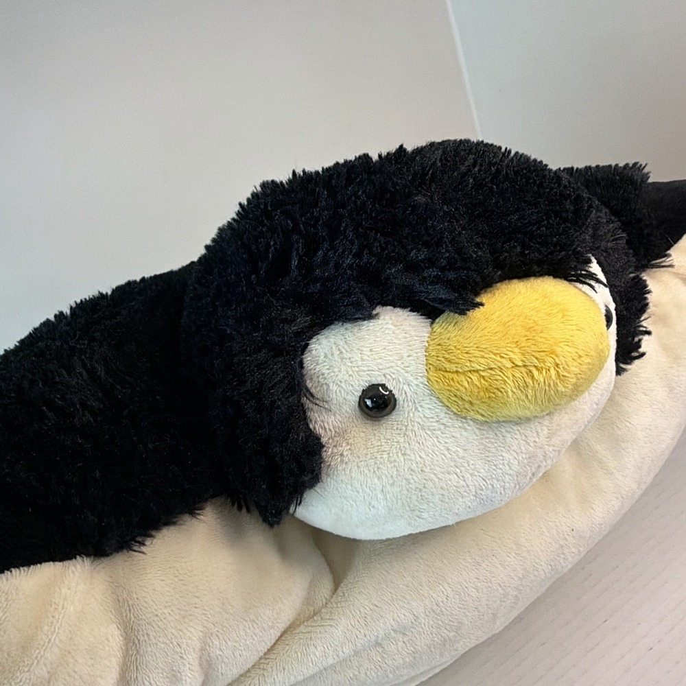 Pillow Pets Pee-Wees Penguin‎ Plush 11 inch Black White Stuffed Animal Toy